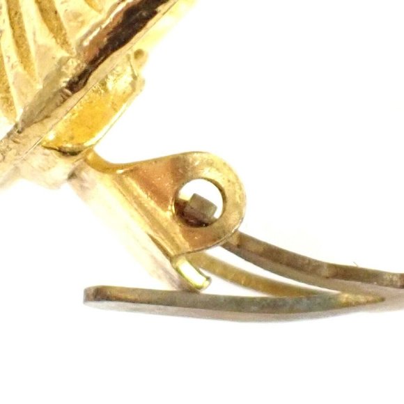 CHANEL CC Imitation Pearl Round Button Earrings Clip-On GHW Vintage - Picture 7 of 10